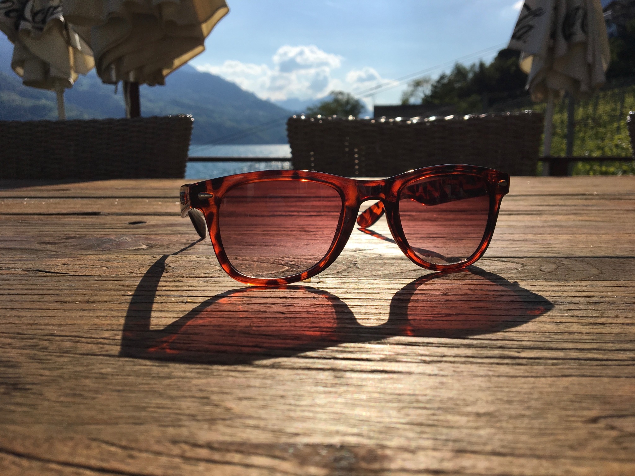 Sonnenbrille am Walensee